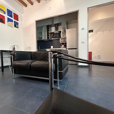 Domus Apartment Модена Екстериор снимка