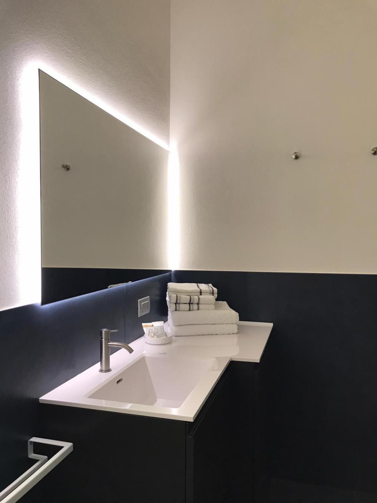 Domus Apartment Модена Екстериор снимка