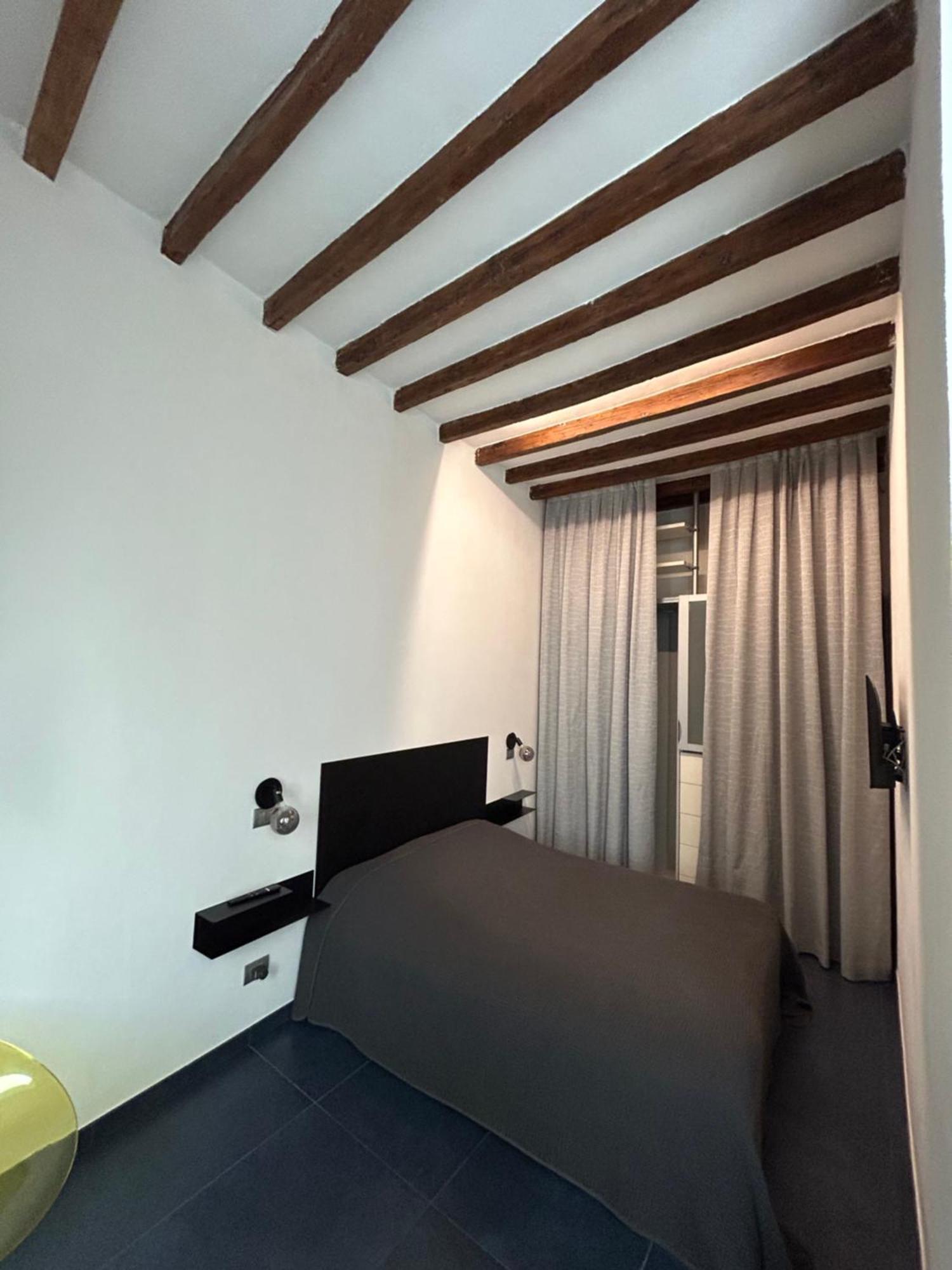 Domus Apartment Модена Екстериор снимка