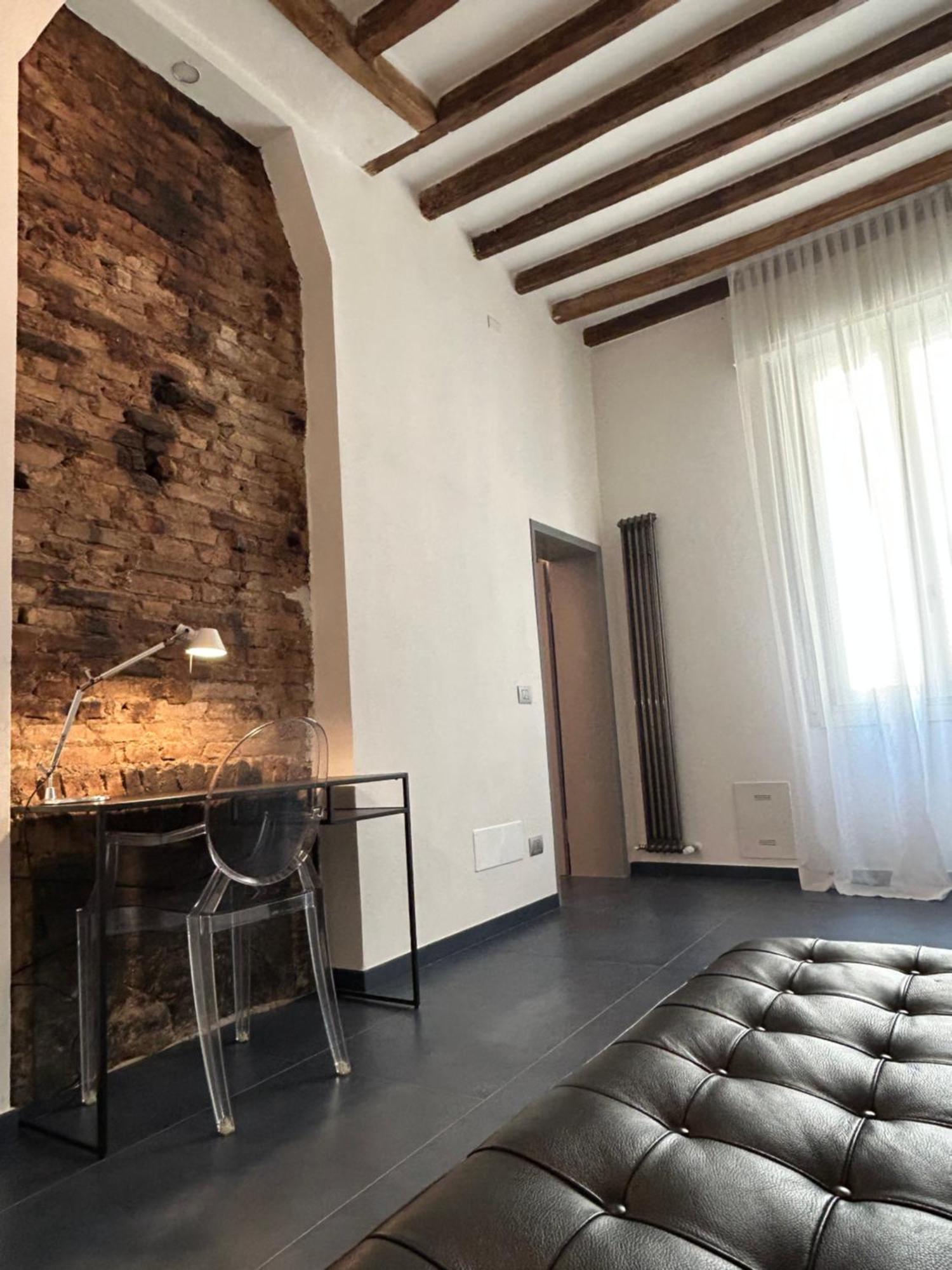 Domus Apartment Модена Екстериор снимка