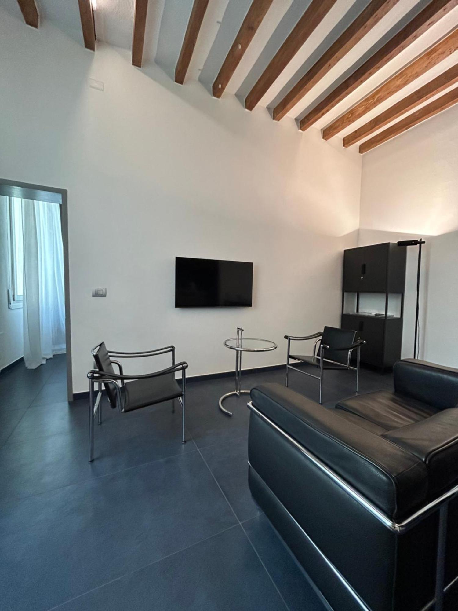 Domus Apartment Модена Екстериор снимка